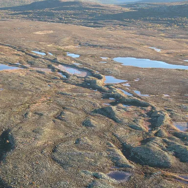 Esker Lakes Provincial Park