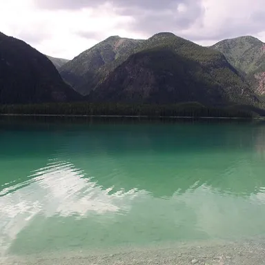 Muncho Lake Provincial Park