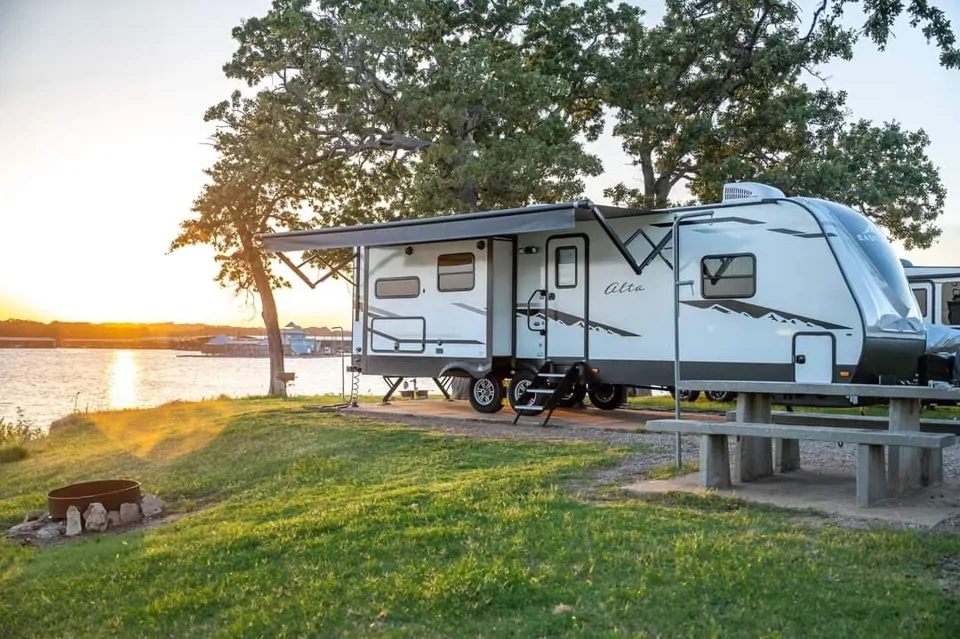 RV in Oklahoma at sunset RV in Oklahoma at sunset