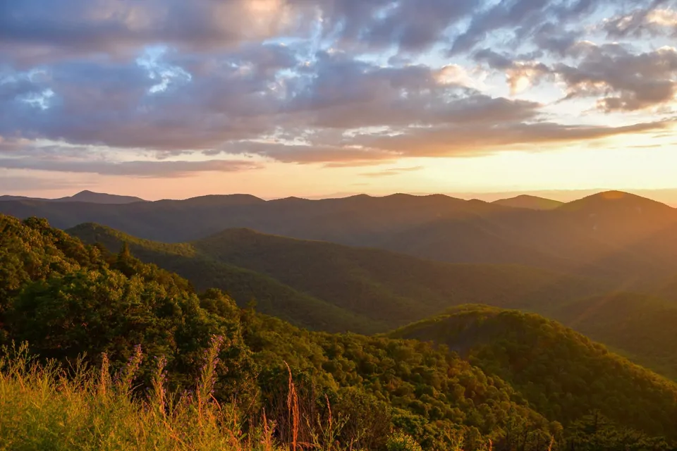 Mountains View of the lush Virginia mountains