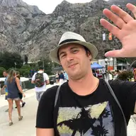 Renaud M.