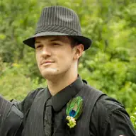 Dan M.