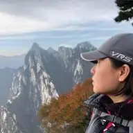 Yuna J.