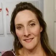 Laura R.