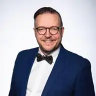 Martin R.