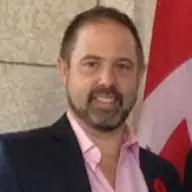 Simon R.