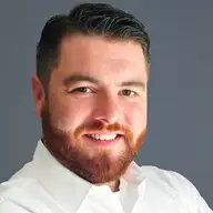 Simon V.