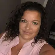 Kelly R.