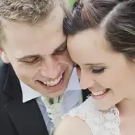 Izelle K.