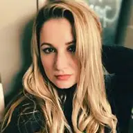 Robyn P.