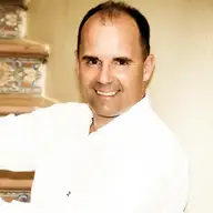 Yves C.