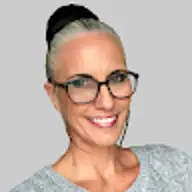 Lisa L.