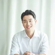 Hyeongseok K.