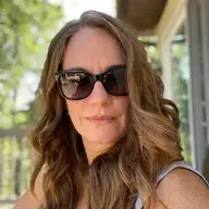 Shawna F.