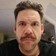 Simon P.