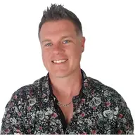 Brad P.