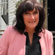 Louise T.