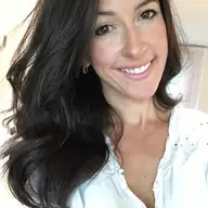 Annie-Kim R.