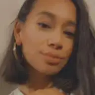 Ria M.