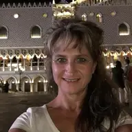 Roberta R.