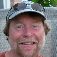 Tom D.