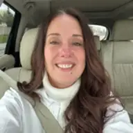 Nicole R.