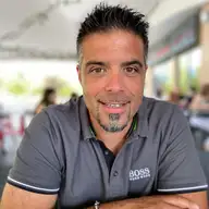 Alejandro S L.