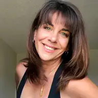 Isabelle G.