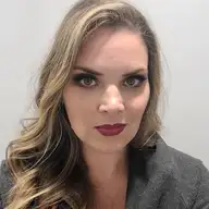 Kelly B.
