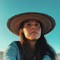 Mimi M.