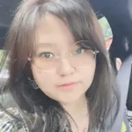 Hui L.