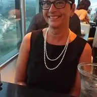 Donna F B.