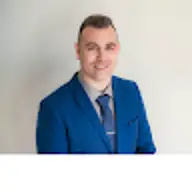 Stefan P.