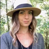 Jen S.