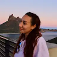 Melyssa T.