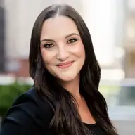 Laura R.