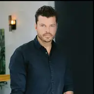 Etienne B.