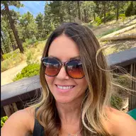 Kelli R.