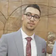 Ali R.