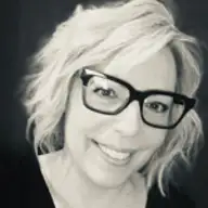 Liz R.