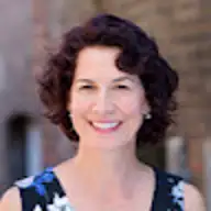Hélène B.