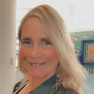 Amber P.