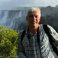 Stefan L.