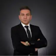 Mehdi K.