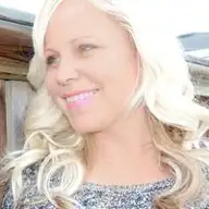 Tina L.