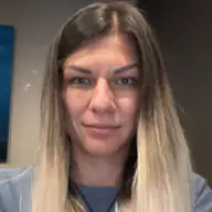 Yana V.