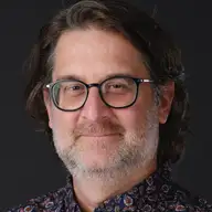 Nicolas L.