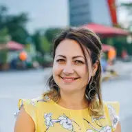 Stella C.