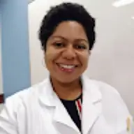 Naiane P.