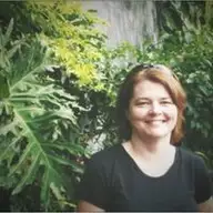 Kari R.